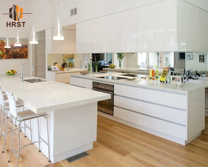 Crystal White Quartz Kitchen Countertop (2)